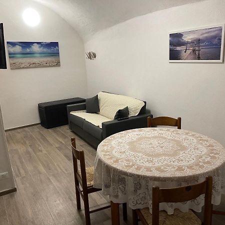 Casa Via Palma Apartment Sanremo Bagian luar foto