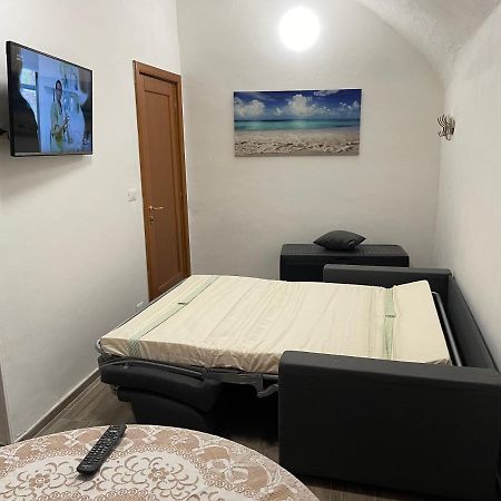 Casa Via Palma Apartment Sanremo Bagian luar foto