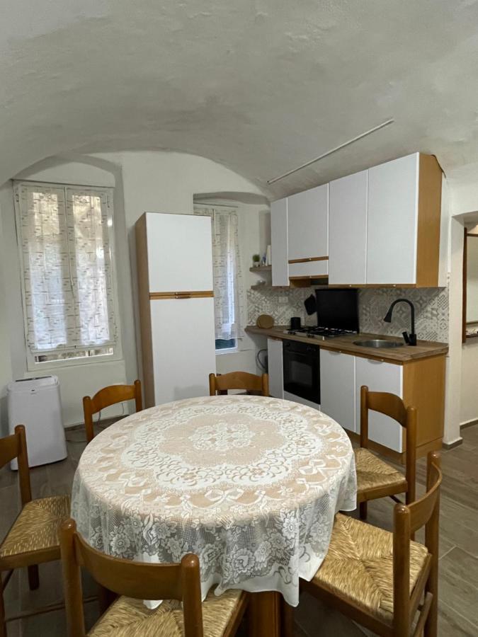 Casa Via Palma Apartment Sanremo Bagian luar foto